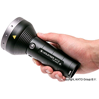 Linterna de mano MT18 Led Lenser